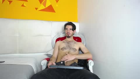 LiamLuxe online show from February 2025 06:22:02 PM