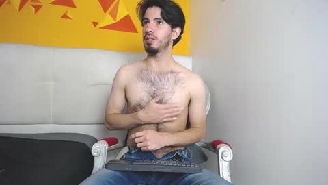 LiamLuxe online show from February 2025 04:07:01 PM