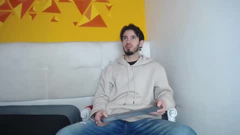 LiamLuxe online show from February 2025 12:39:01 PM