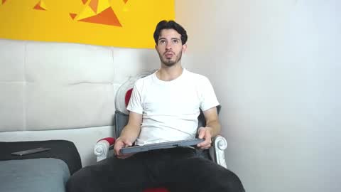 LiamLuxe online show from March 2025 02:34:02 PM