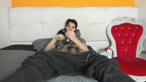 LiamLuxe online show from March 2025 05:24:02 PM