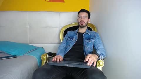 LiamLuxe online show from September 2025 01:43:02 PM