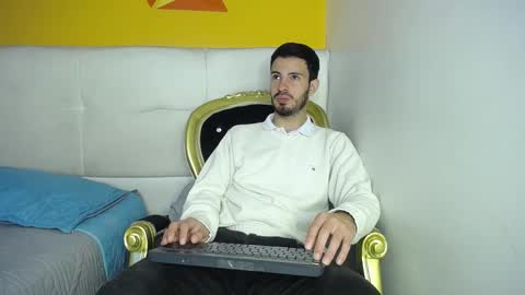 LiamLuxe online show from September 2025 01:44:02 PM