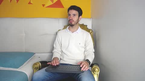 LiamLuxe online show from October 2025 01:12:01 PM