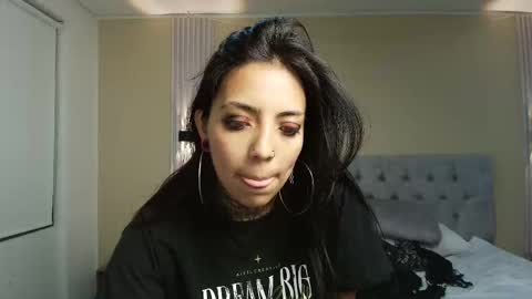 L I A M O N R O E online show from September 2025 11:45:02 AM