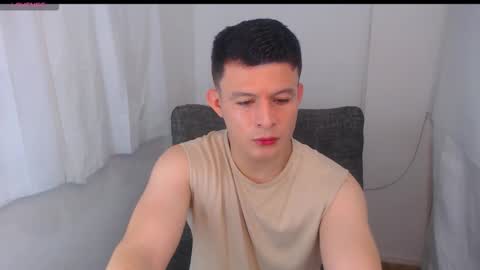 lian_eathan online show from March 2026 07:51:01 PM