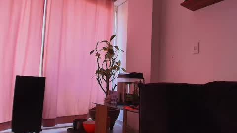 Snapshot of lian_oconner chatting on October 2025 12:34:02 PM Lian Oconner online show from October 2025 12:34:02 PM