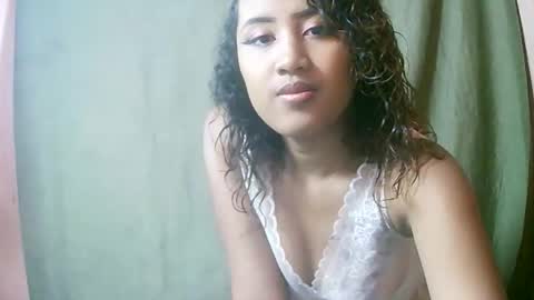 Liana9794 online show from May 2026 01:06:01 PM