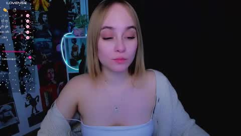 Snapshot of liana_bright chatting on January 2025 05:05:01 AM Liana online show from January 2025 05:05:01 AM