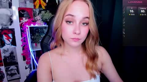 Snapshot of liana_bright chatting on September 2025 08:36:02 AM Liana online show from September 2025 08:36:02 AM