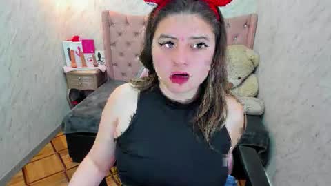 Grace online show from December 2025 04:35:02 PM