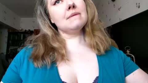 Snapshot of liaorgel chatting on April 2026 11:58:02 AM liaorgel online show from April 2026 11:58:02 AM