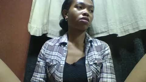 Snapshot of liaraisha chatting on October 2025 06:54:01 AM liaraisha online show from October 2025 06:54:01 AM