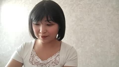 Molly online show from June 2026 12:30:01 PM