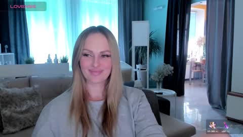 Snapshot of libby_nora chatting on February 2025 12:08:01 PM Libby online show from February 2025 12:08:01 PM