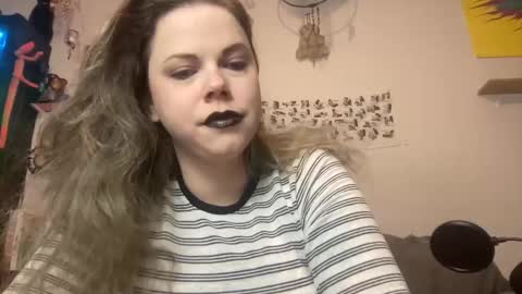 Snapshot of libbydeetzxxx chatting on January 2025 07:46:02 AM Libby Deetz online show from January 2025 07:46:02 AM