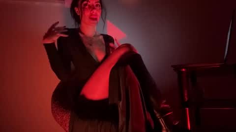 libre_queen online show from November 2025 03:44:02 PM