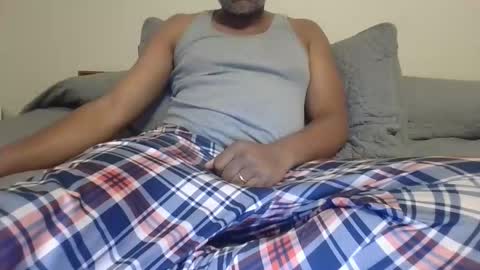 Snapshot of lickingblkpussyfetish chatting on December 2025 04:40:01 AM Cookie Monster online show from December 2025 04:40:01 AM