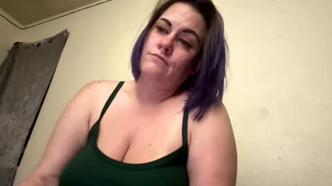 Snapshot of lickmelolliee chatting on February 2025 06:54:02 AM AllieAustyn online show from February 2025 06:54:02 AM