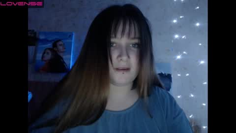 light_lunaa online show from December 2024 10:02:02 AM