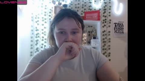 light_lunaa online show from January 2025 11:42:02 AM
