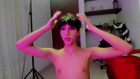 lightboy0 online show from September 2025 04:54:02 PM