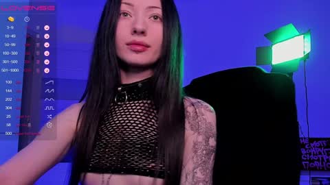 Snapshot of lightlove_iam chatting on December 2024 01:32:01 PM Bembi online show from December 2024 01:32:01 PM