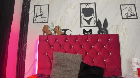 lihavega online show from April 2026 09:50:02 PM