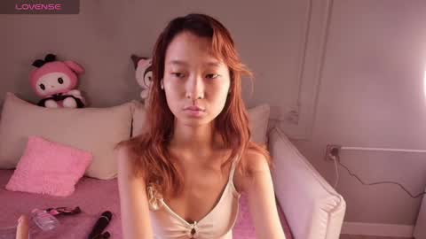 Snapshot of lihnpham chatting on April 2026 03:15:01 AM Lihn Pham online show from April 2026 03:15:01 AM