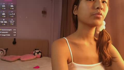 Snapshot of lihnpham chatting on April 2026 07:48:02 AM Lihn Pham online show from April 2026 07:48:02 AM