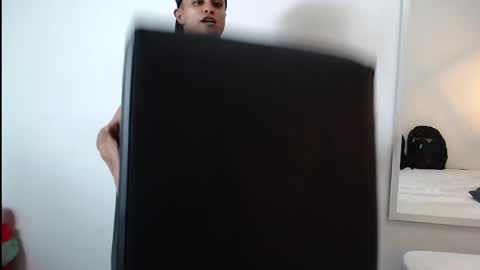 Liam thompson online show from February 2025 05:16:01 PM