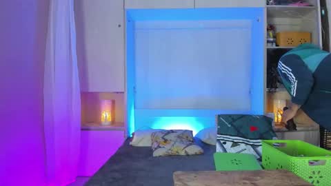         online show from January 2026 11:45:02 AM