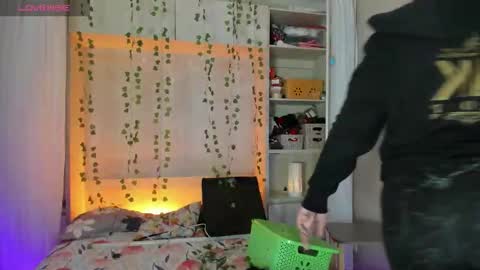         online show from March 2026 11:35:01 AM