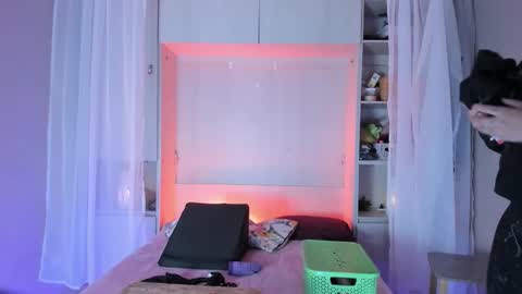         online show from March 2026 11:43:02 AM