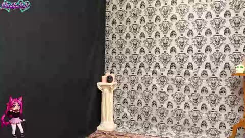 Snapshot of likemyashe chatting on October 2025 08:12:01 AM LikeMyAshe online show from October 2025 08:12:01 AM