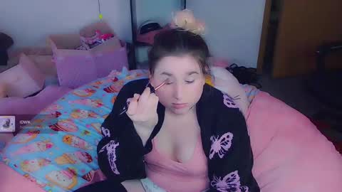 Lil Alison Heart online show from February 2025 02:15:02 PM