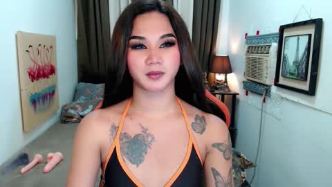 LILY online show from October 2025 09:28:02 AM