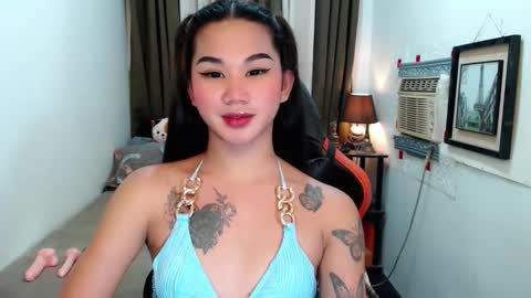 LILY online show from October 2025 06:34:02 AM
