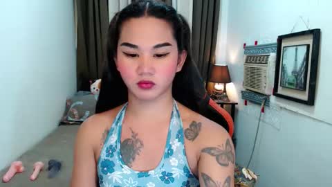 LILY online show from October 2025 09:30:01 AM