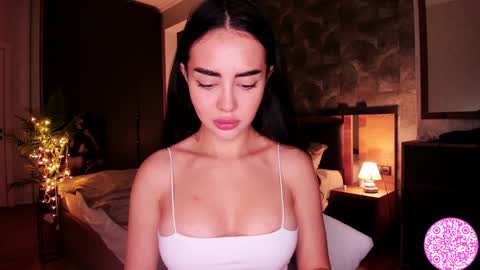 Gabriela online show from December 2024 04:48:02 AM