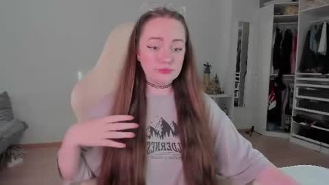 Snapshot of lil_happiness chatting on July 2026 03:49:02 PM for free registration 3 online show from July 2026 03:49:02 PM