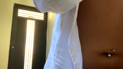 Snapshot of lil_ith chatting on December 2024 06:06:01 PM Lilith online show from December 2024 06:06:01 PM