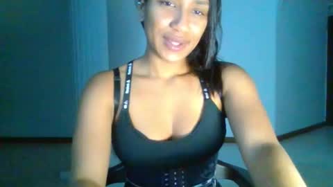 Snapshot of lil_ith chatting on November 2025 10:52:02 PM Lilith online show from November 2025 10:52:02 PM