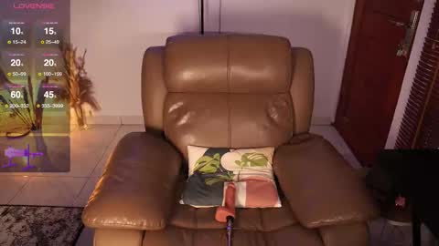 Snapshot of lil_kxx chatting on February 2026 02:51:01 AM Miss K online show from February 2026 02:51:01 AM