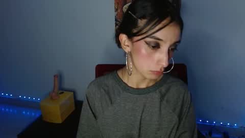 Snapshot of lil_lisaa chatting on December 2024 02:59:02 AM Lisaa online show from December 2024 02:59:02 AM