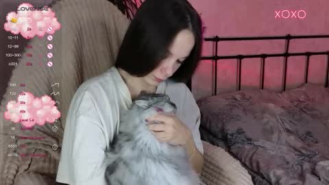 little moon online show from November 2025 01:43:01 PM