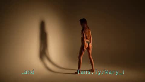 Snapshot of lil_uff chatting on October 2025 07:07:02 PM aka princessmaya online show from October 2025 07:07:02 PM