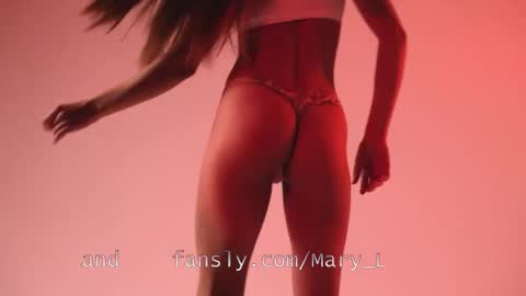 Snapshot of lil_uff chatting on February 2026 10:14:01 PM aka princessmaya online show from February 2026 10:14:01 PM