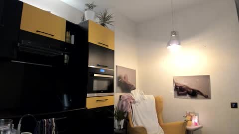 Snapshot of lil_uff chatting on February 2026 05:09:02 PM aka princessmaya online show from February 2026 05:09:02 PM