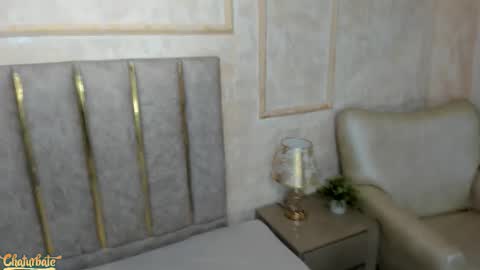 lila bailey  online show from October 2025 07:36:02 PM